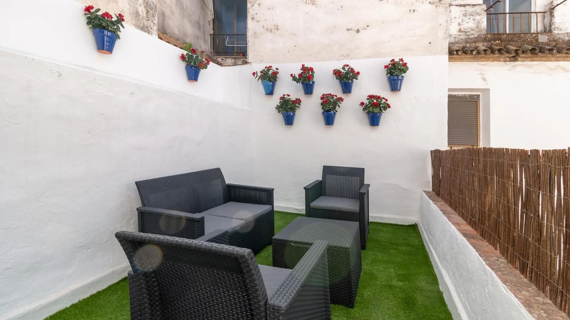 Luxury El Patio De La Juderia Apartment Cordoba Spain